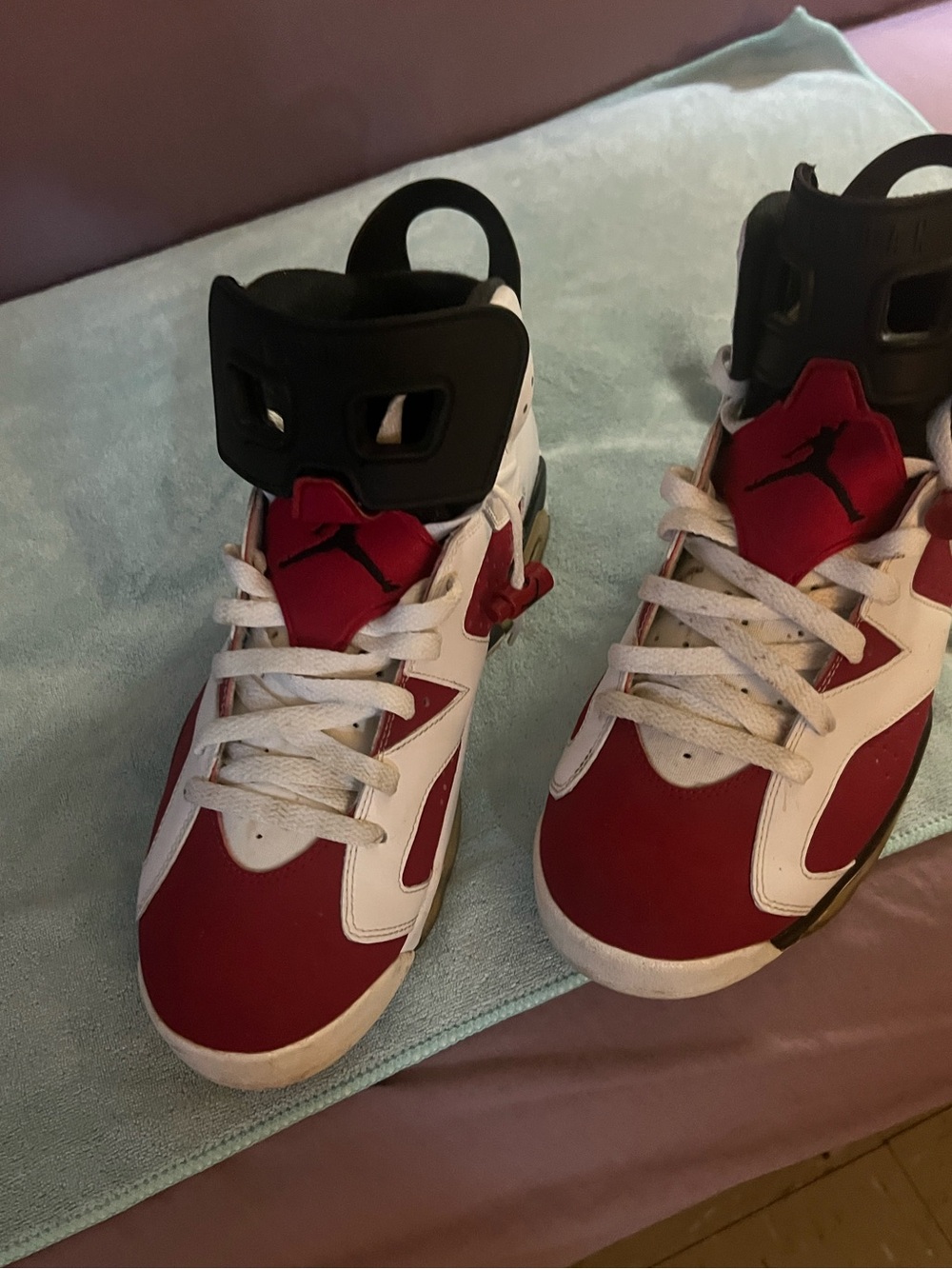 Air Jordan 6 Retro OG Carmine